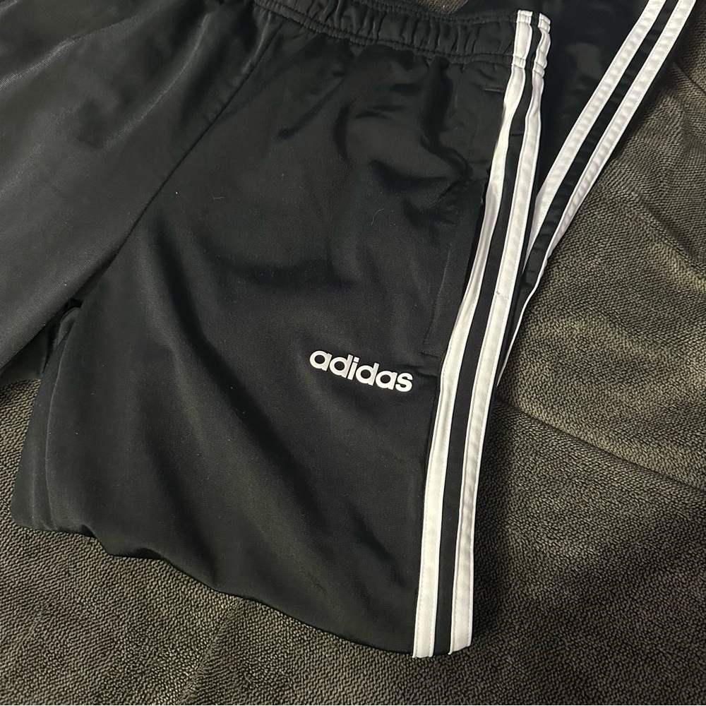Adidas 3 Stripe Tapered Track Pants/Joggers With Zippered Pockets - Picture 2 of 5